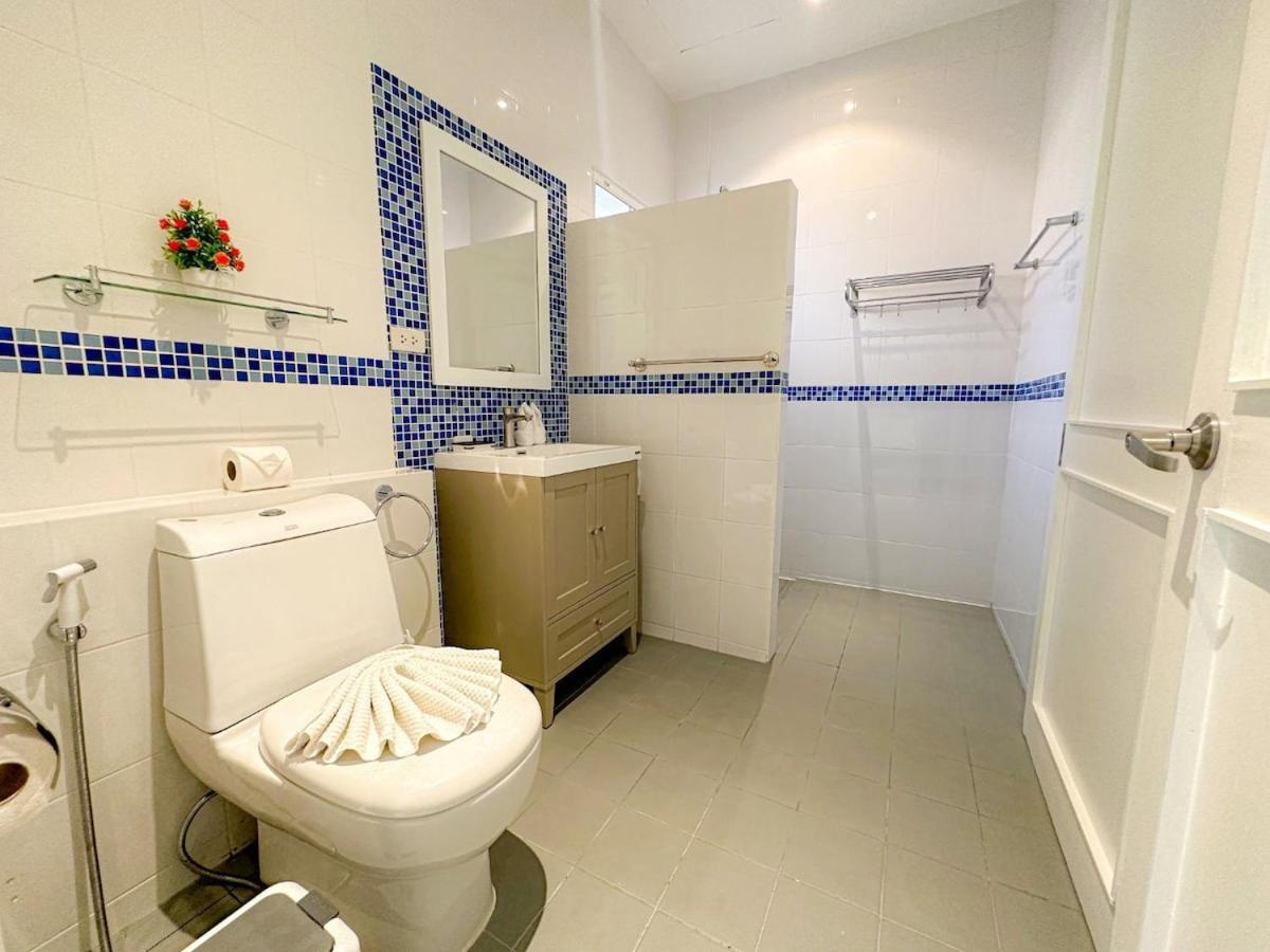 Oasis One Bedroom 10 Minutes From Rawai Apartment *