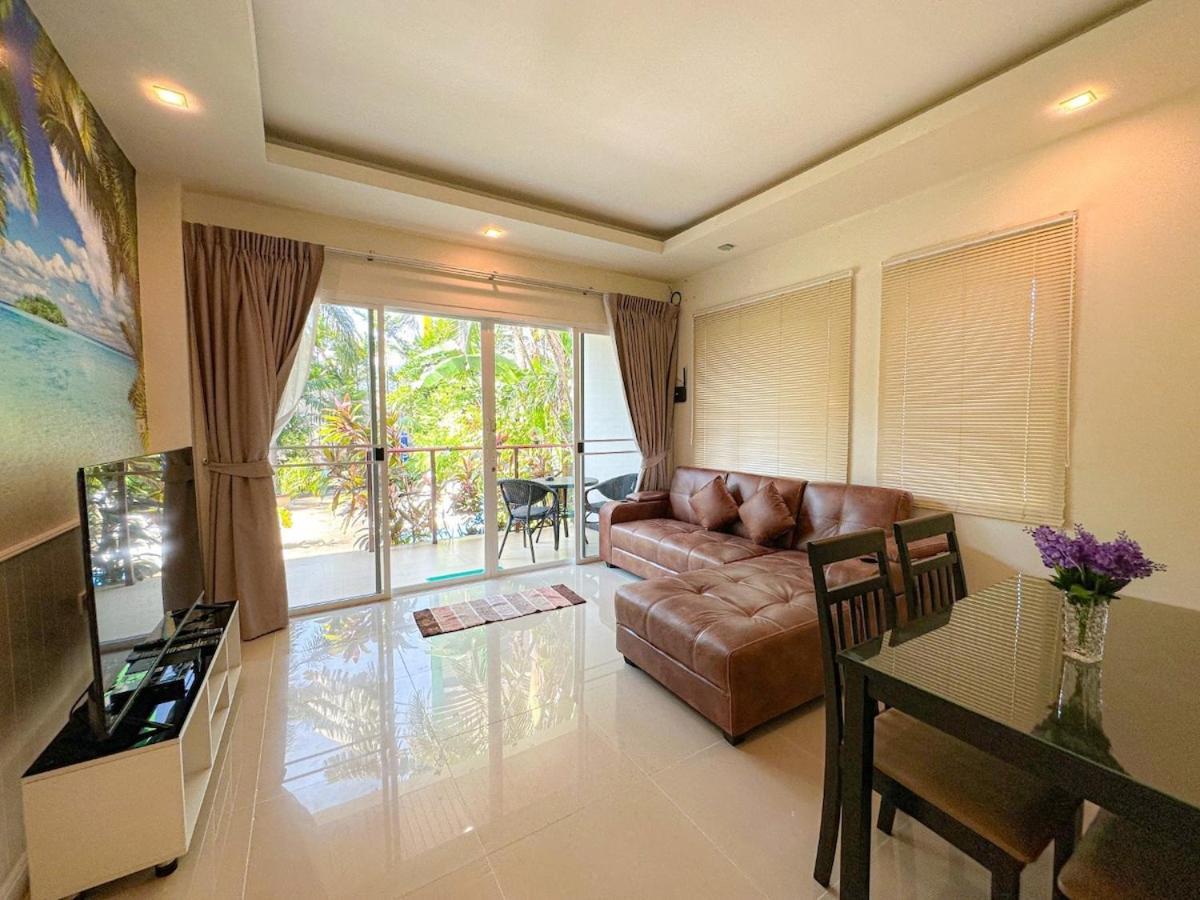 Oasis One Bedroom 10 Minutes From Rawai Apartment