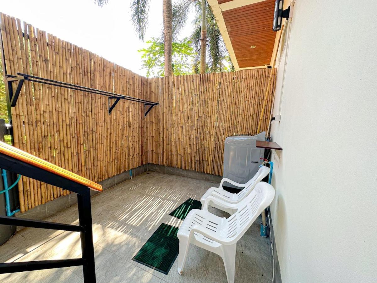 Apartment Oasis One Bedroom 10 Minutes From Rawai Phuket