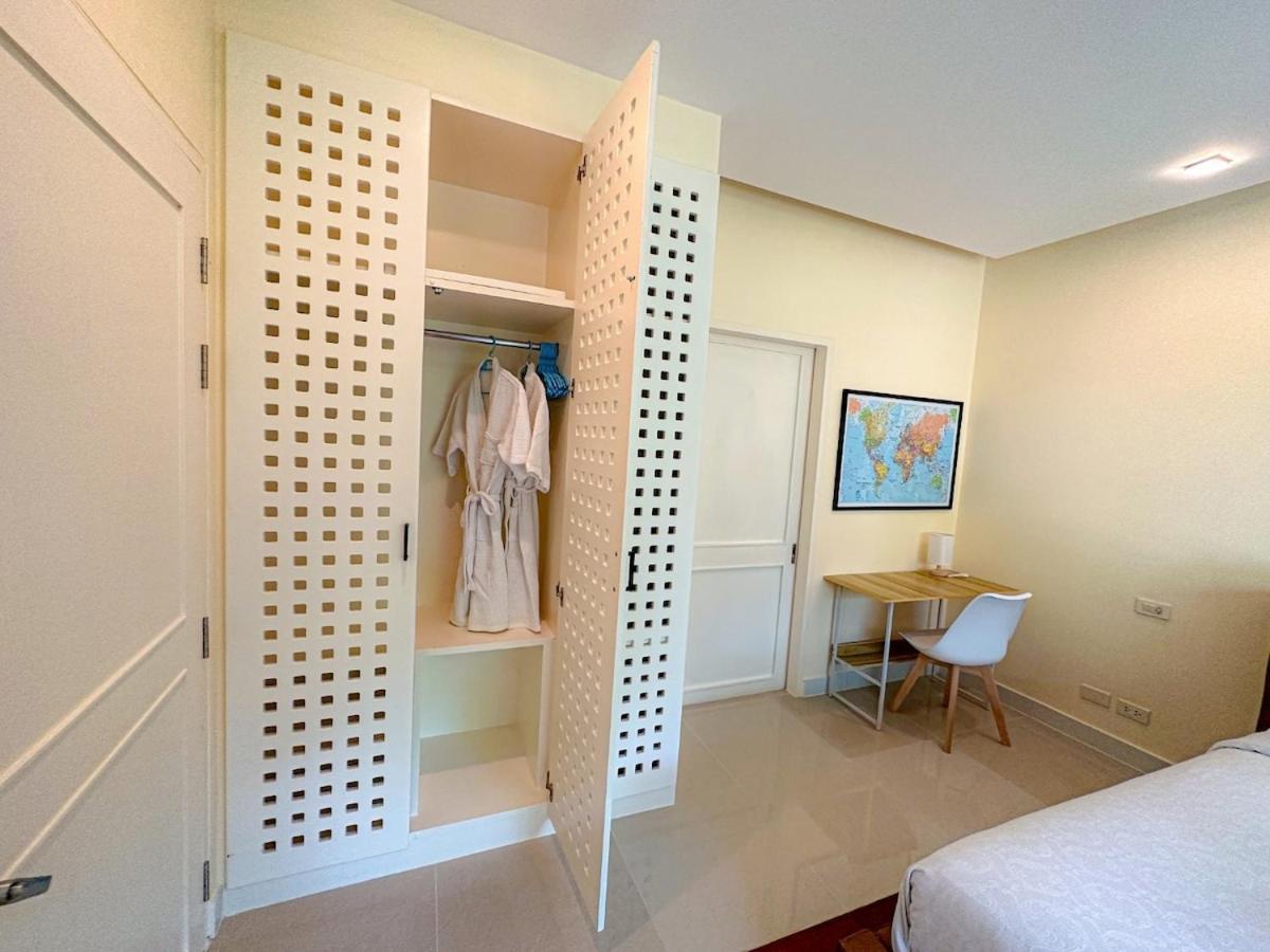 Oasis One Bedroom 10 Minutes From Rawai Apartment *